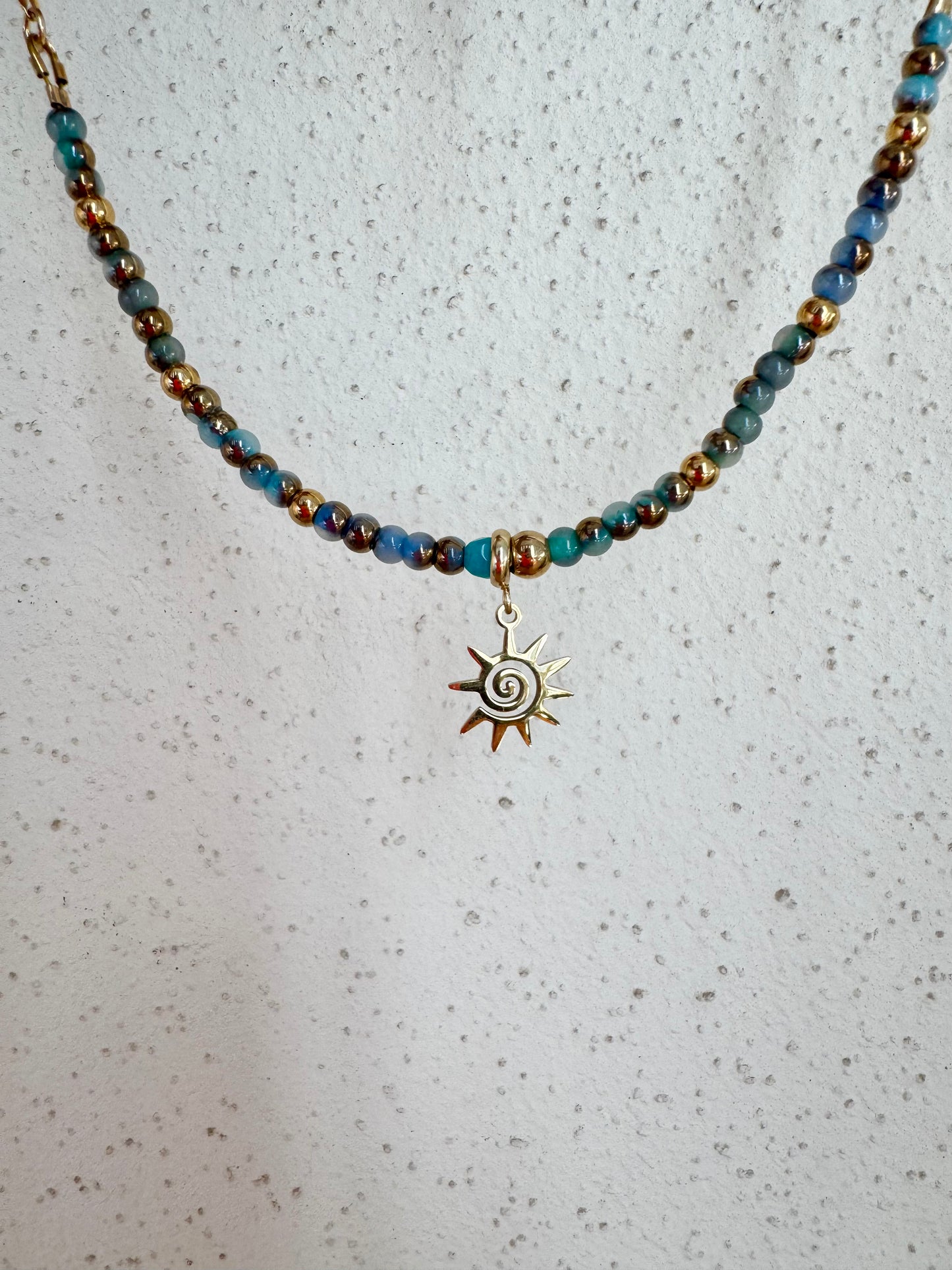 Collana Onda con ciondolo sole
