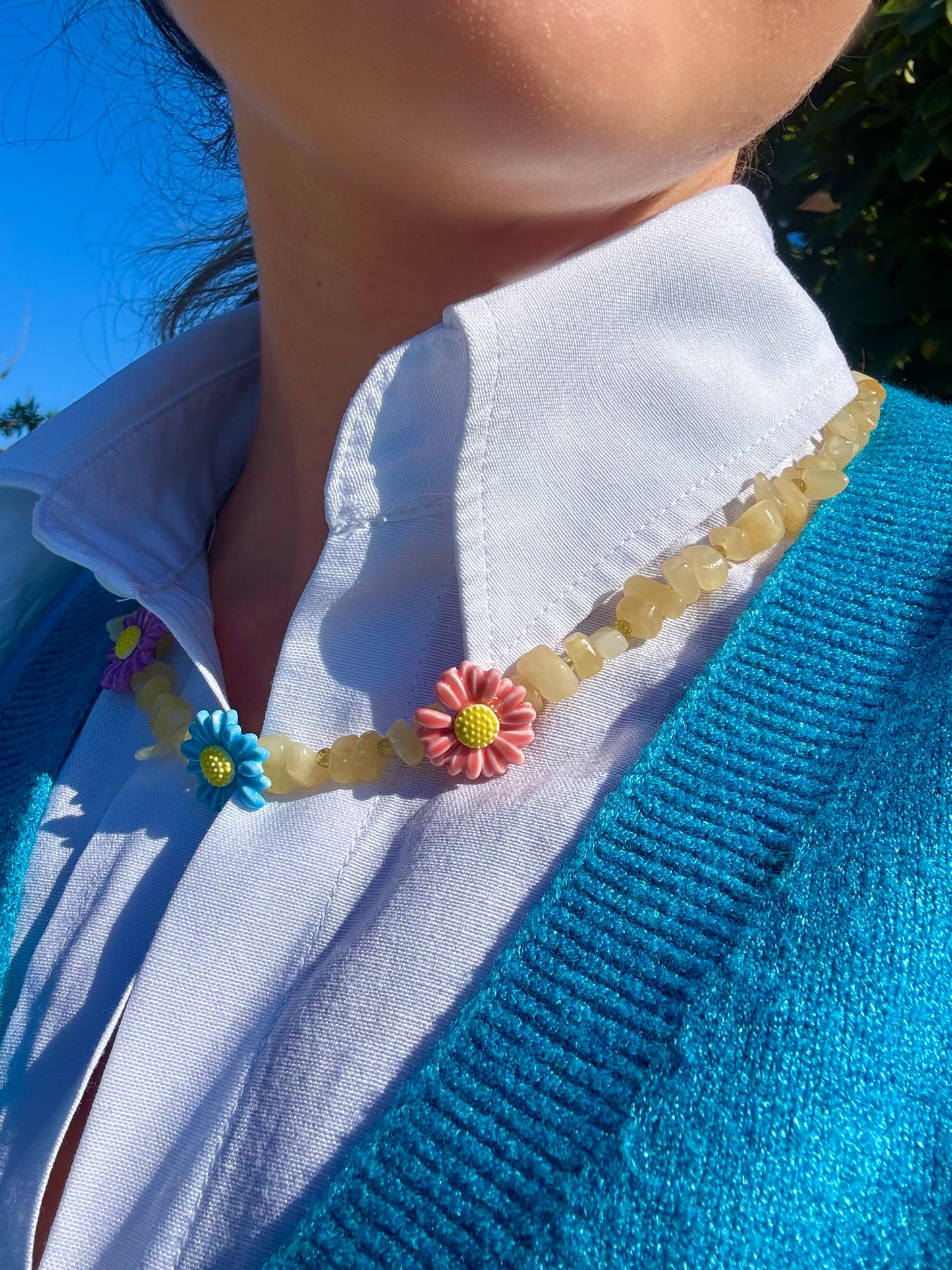 Collana girocollo Margherita giallo tenue