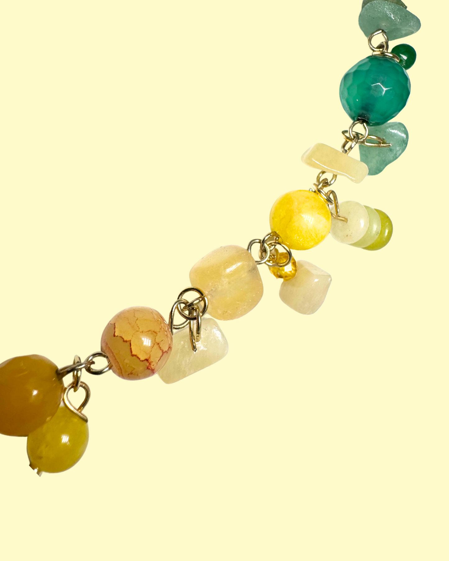 Collana Fiore Arcobaleno con pietre e ciondoli