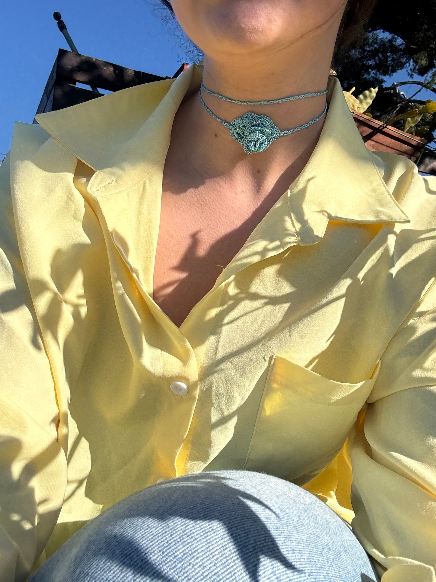 Choker Peonia in seta