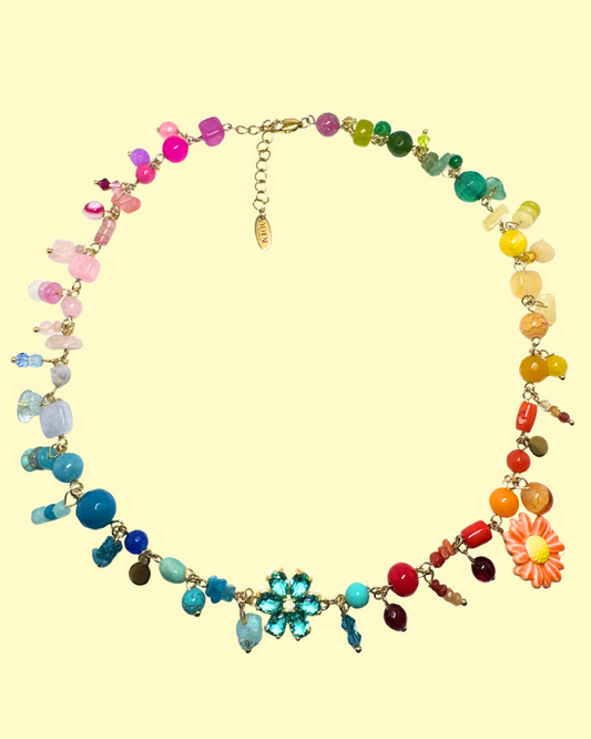Collana Fiore Arcobaleno con pietre e ciondoli