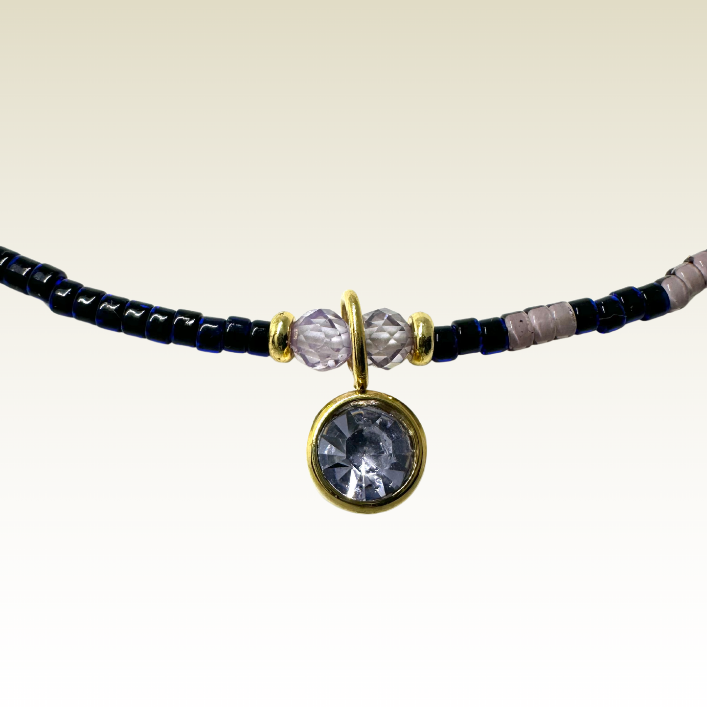 Collana Elysia perline in vetro giapponese e ciondolo zircon